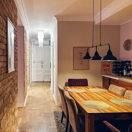 Apartment Modern Luxury In Heart Of *