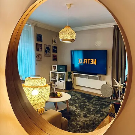 Apartment Modern Luxury In Heart Of