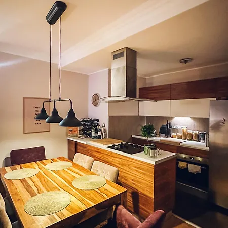 Modern Luxury In Heart Of *